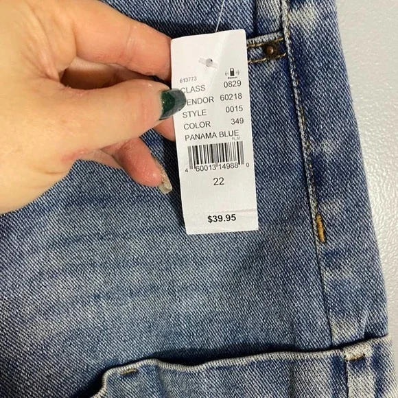 Pacsun Mom Shorts Size 22 NWT - Picture 2 of 4